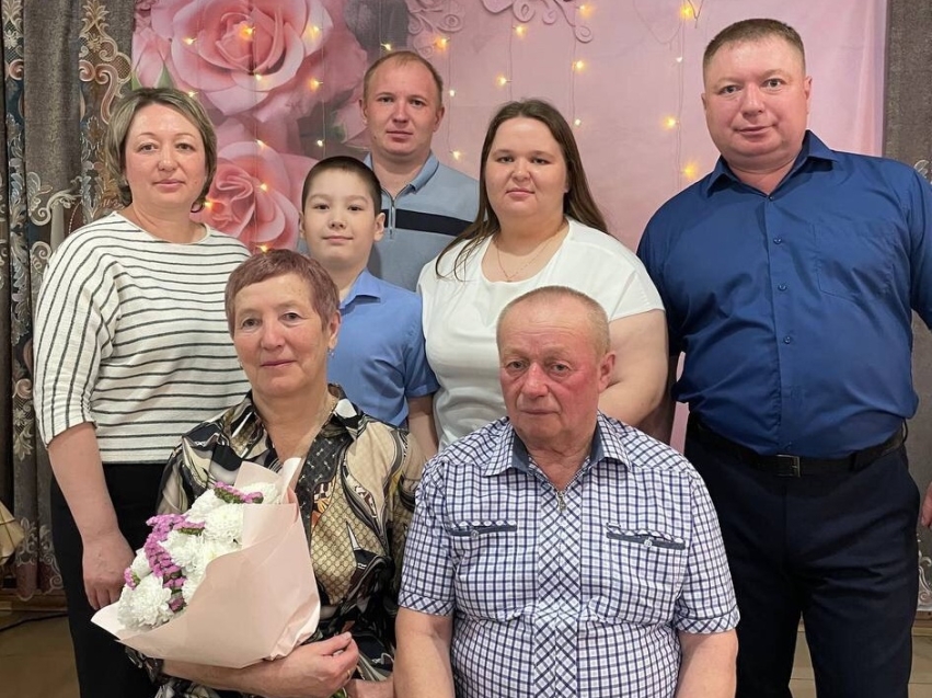 Полвека вдвоем: золотая история любви Сергея и Людмилы Забелиных из села Верх-Усугли